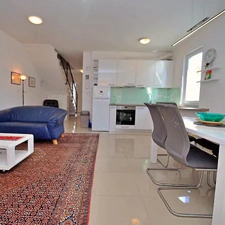 Hébergement de vacances Claudia 1 By Interhome